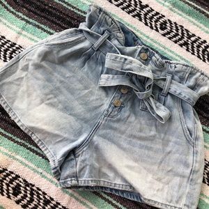 AE mom shorts